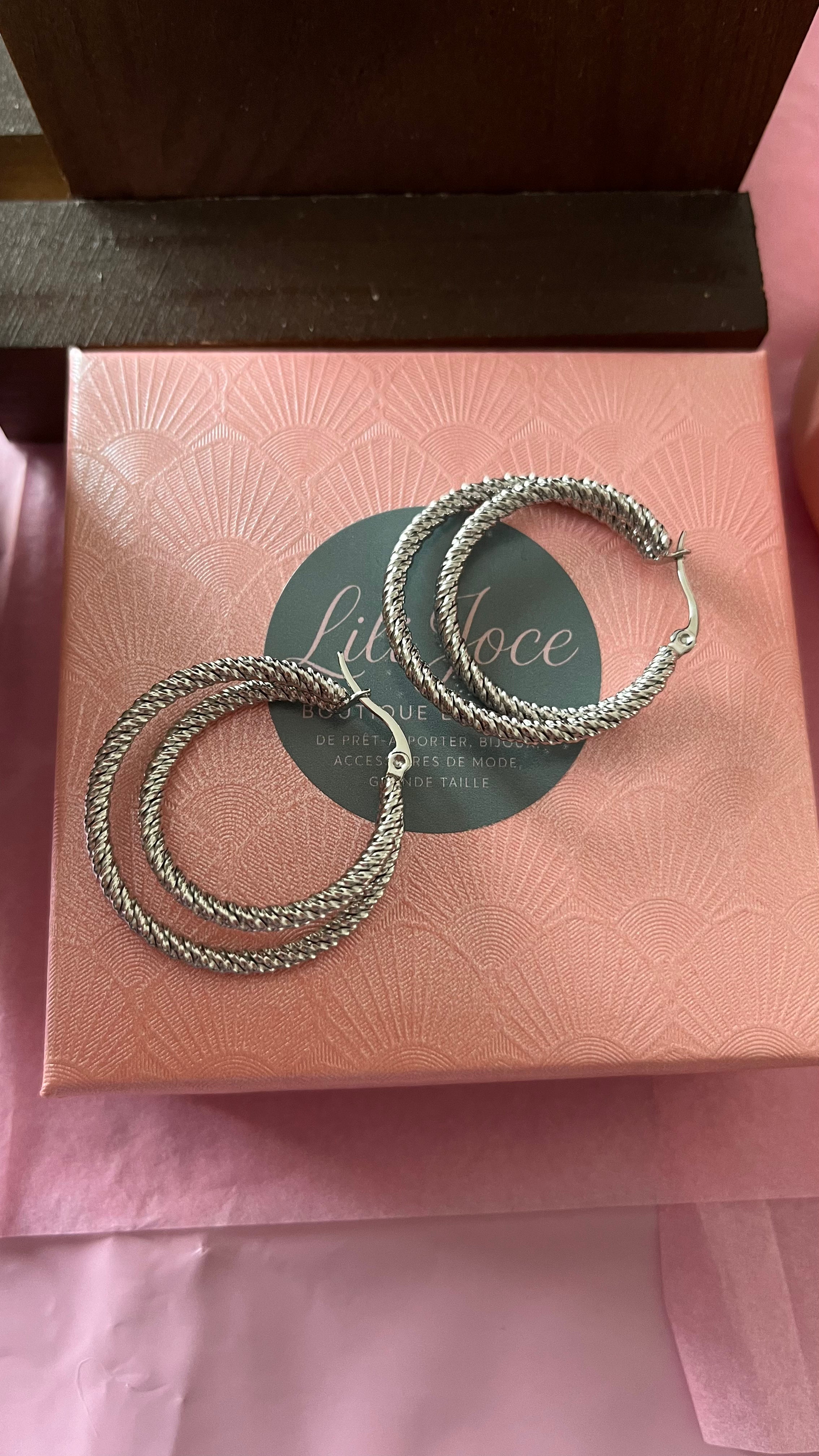 Boucles d'oreilles argenté créoles double anneaux texturé