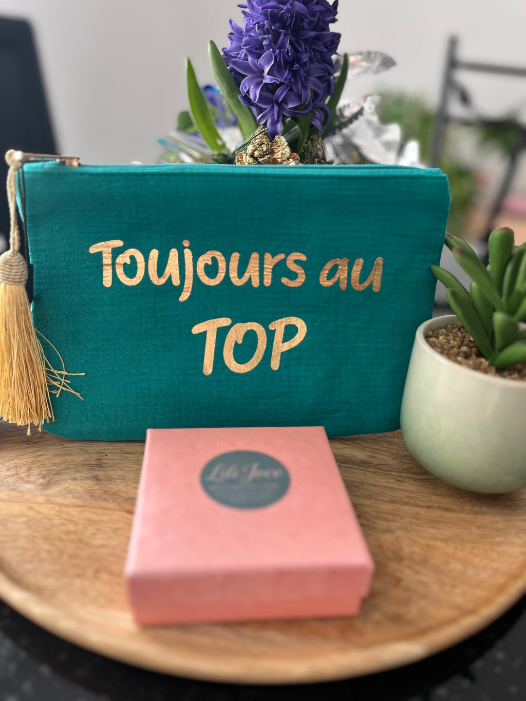 Pochette "Toujours au Top"