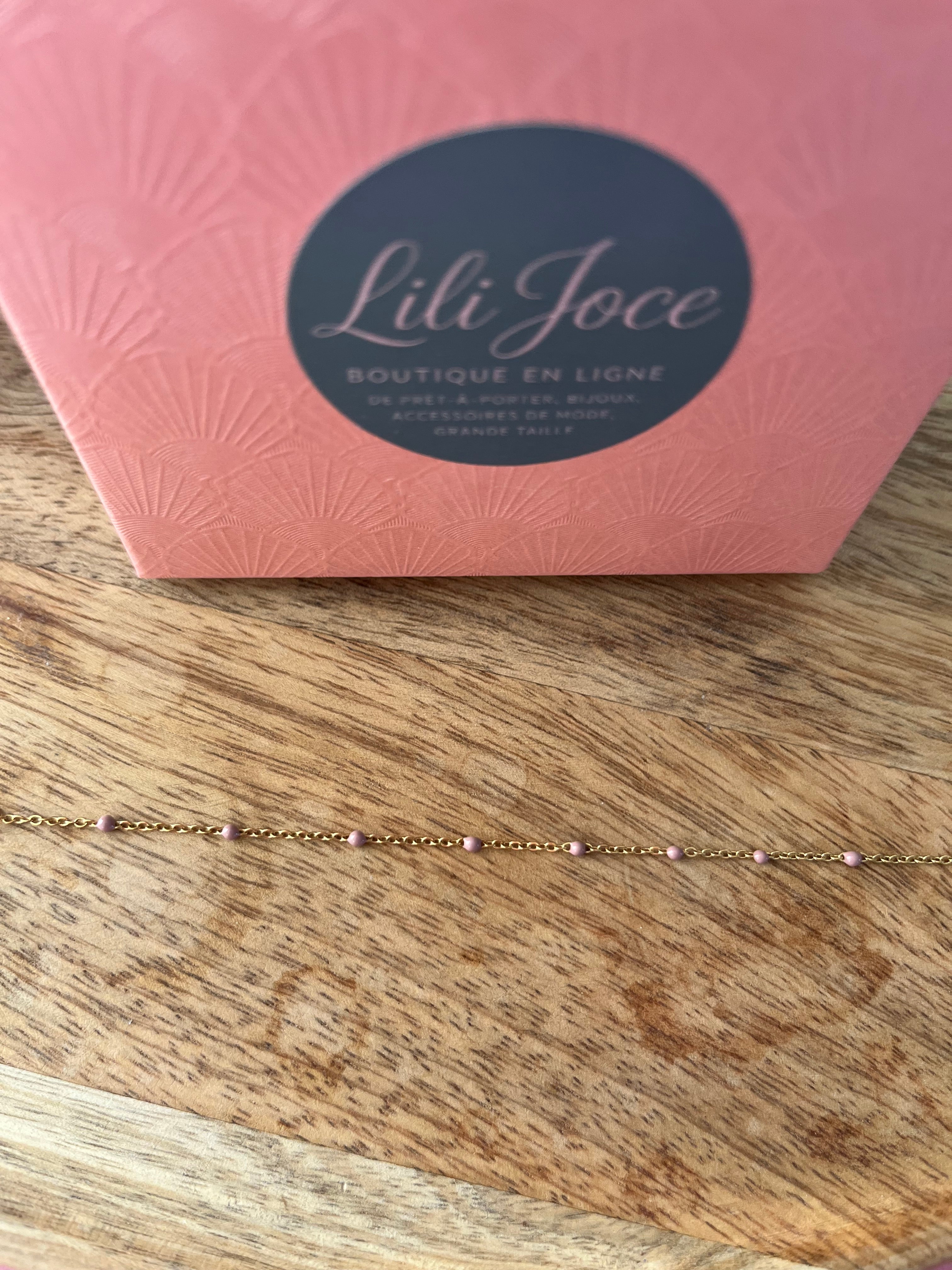 Bracelet fin en or et rhodonite – Douceur et harmonie