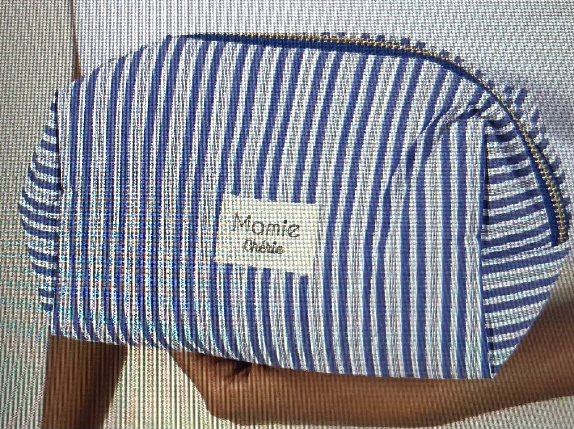 Trousse de toilettes "Mamie Chérie"
