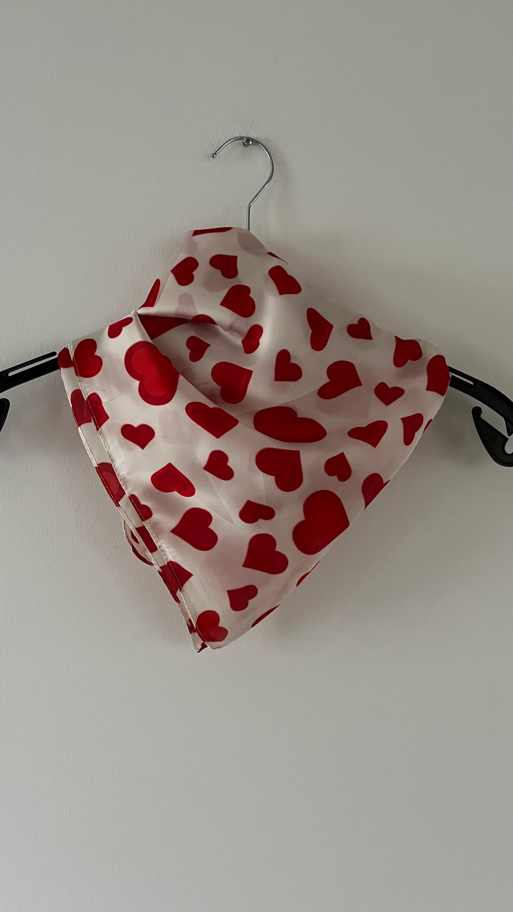 Foulard carré en soie imprimé cœur 70*70CM