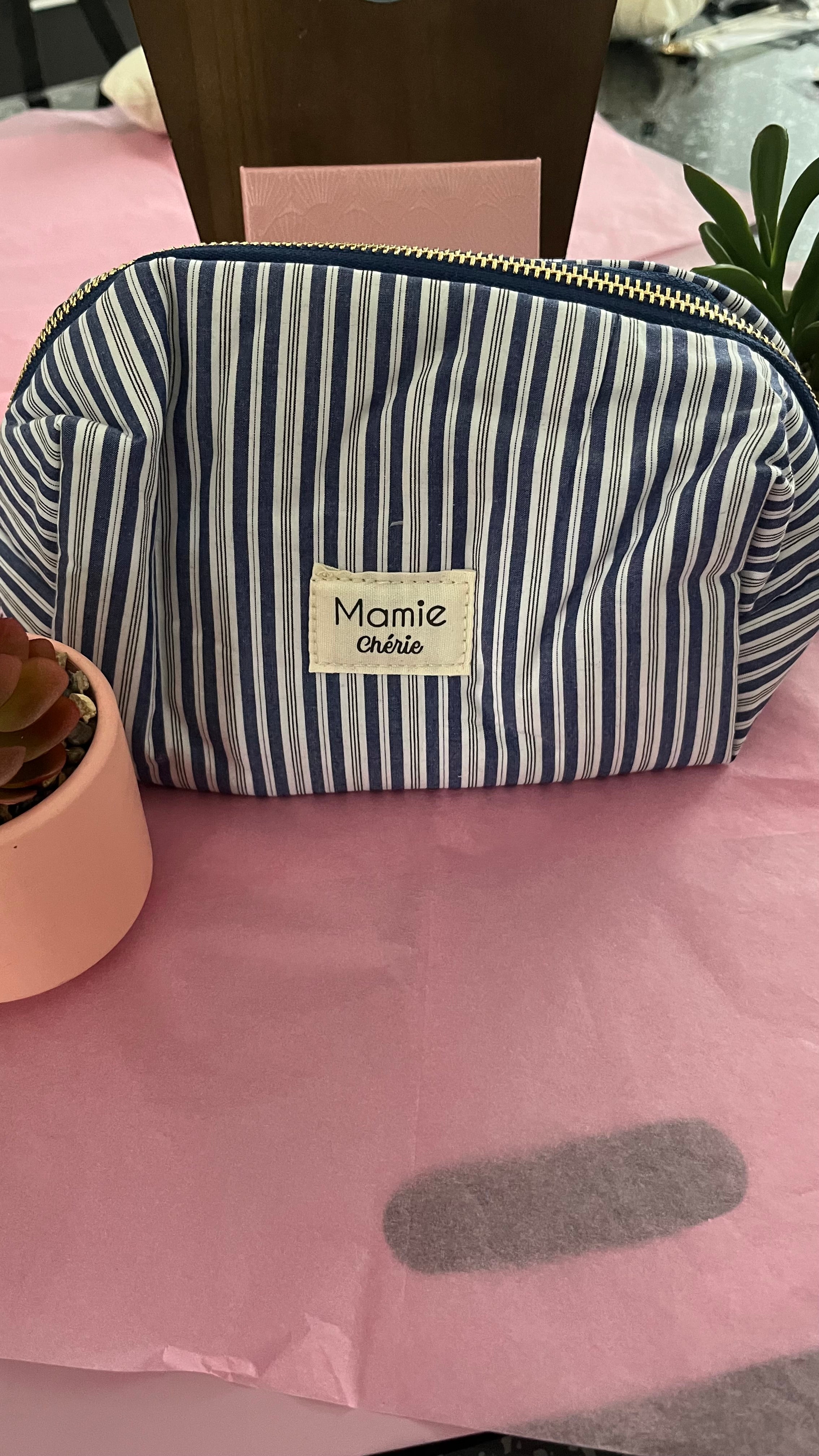 Trousse de toilettes "Mamie Chérie"