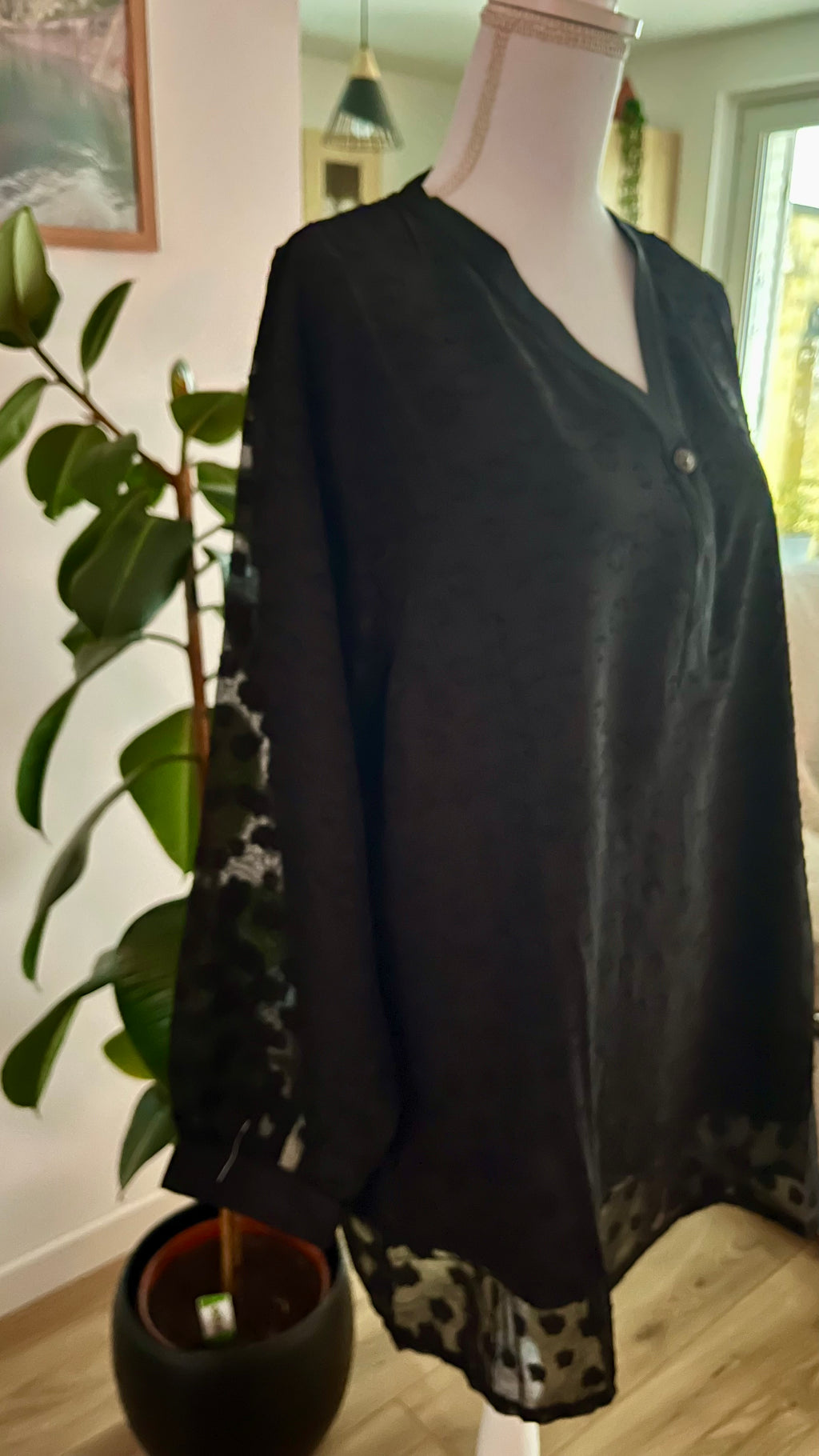 Blouse noire en voile
