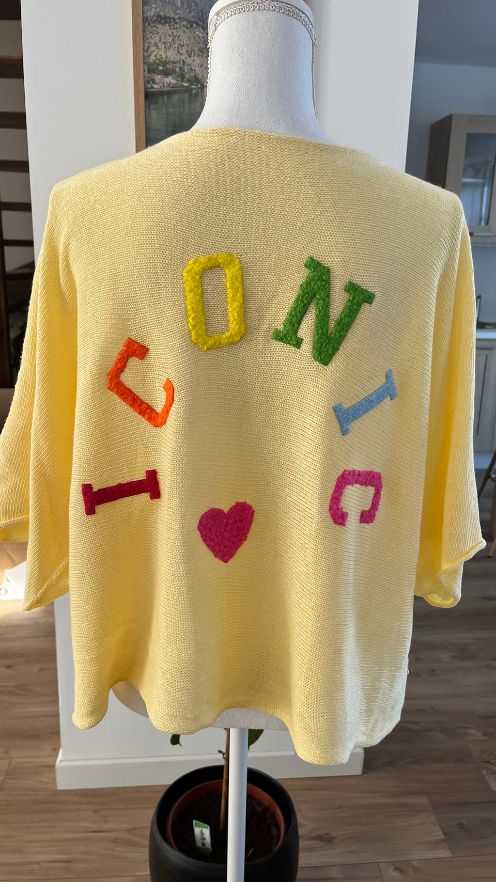 Pull "Iconic" Jaune