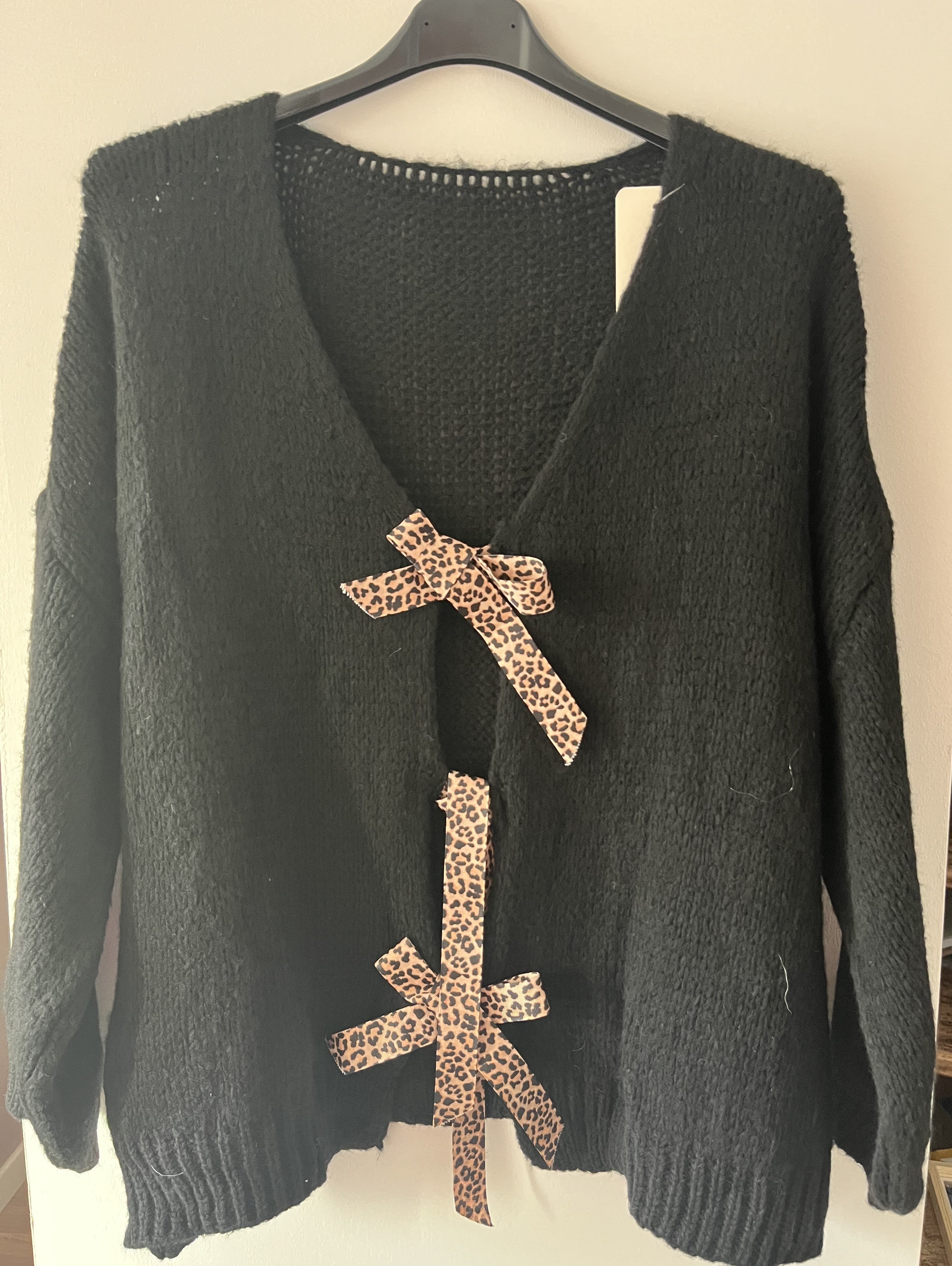 Gilet à nœuds Léopard sur le devant