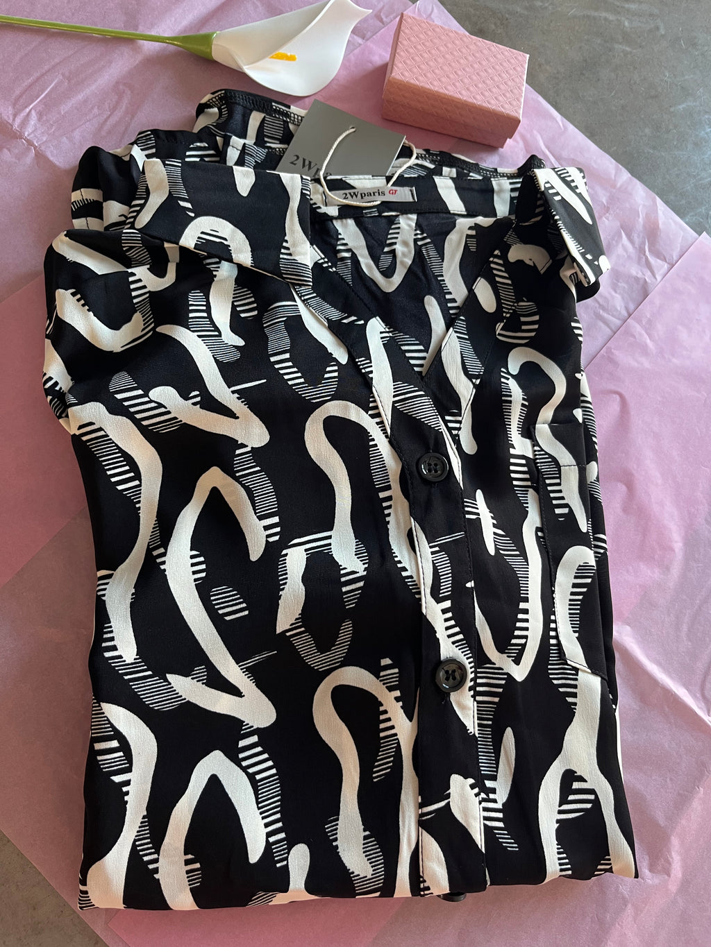 Chemisier Noir et Blanc