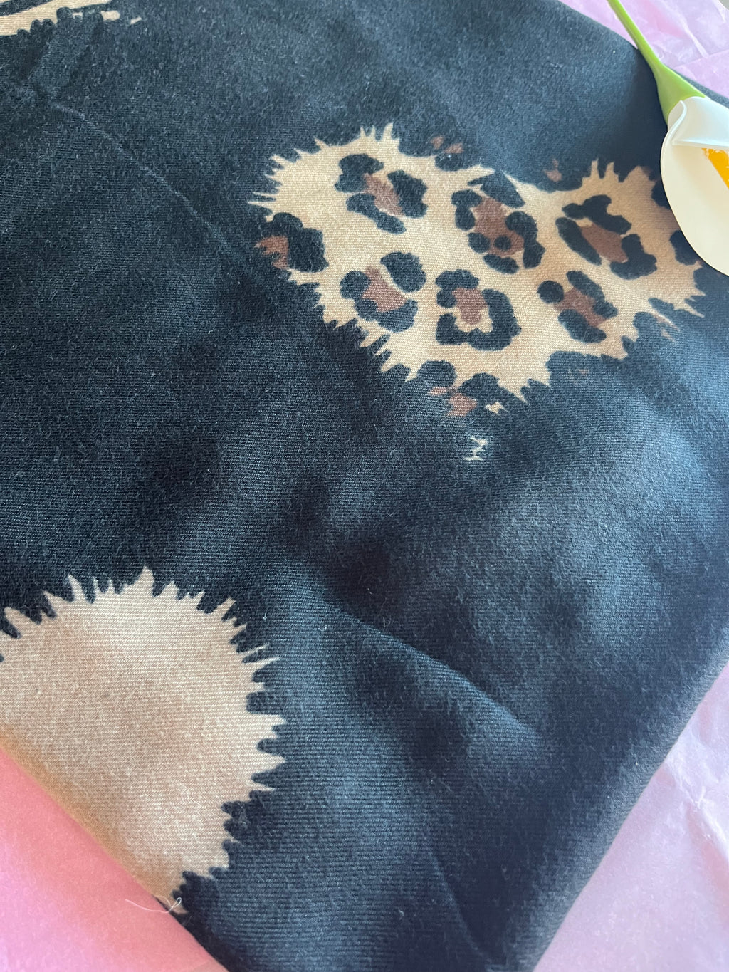 Echarpe Imprimé Cœurs Léopard