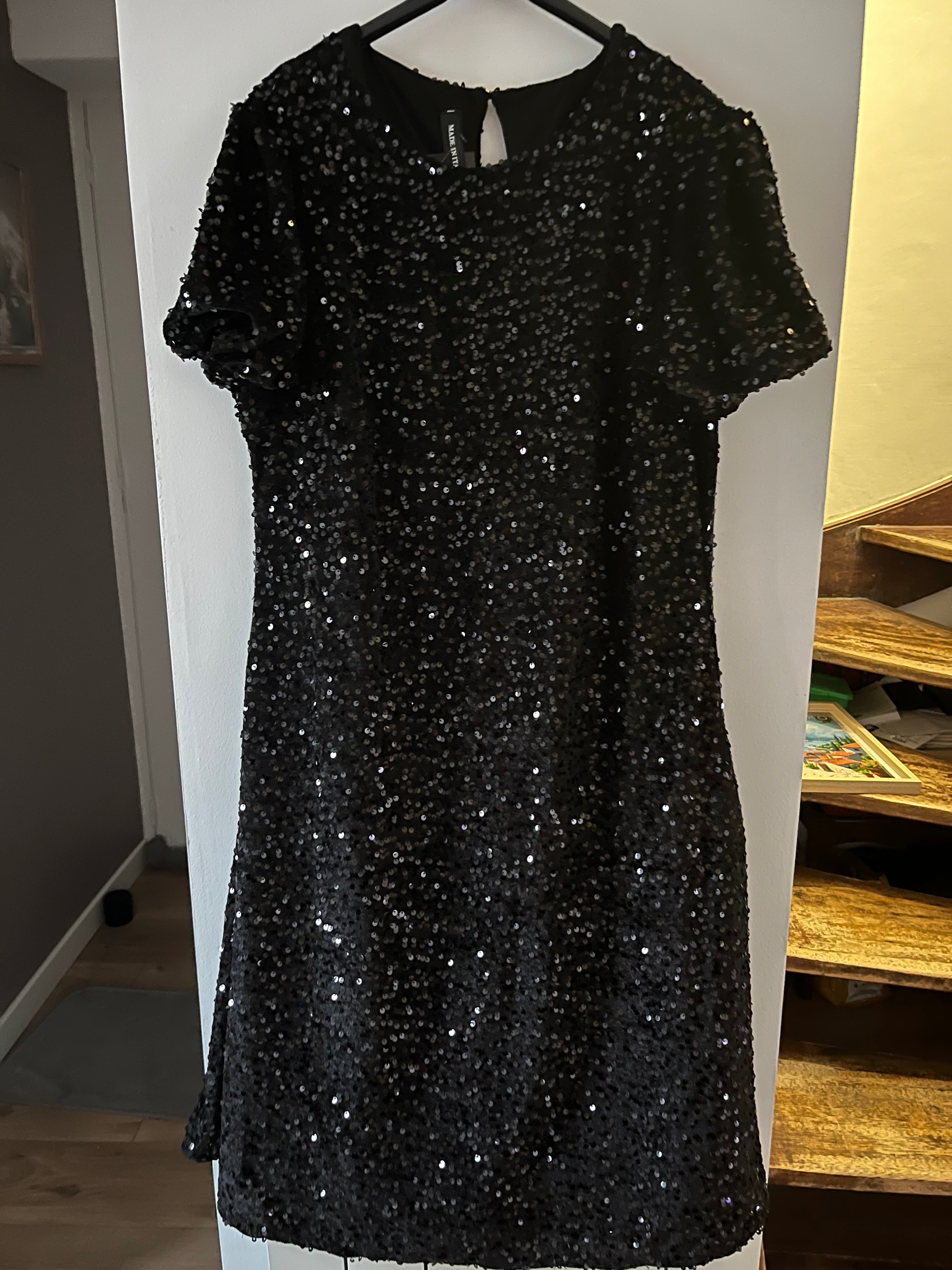 Robe de soirée à sequins....