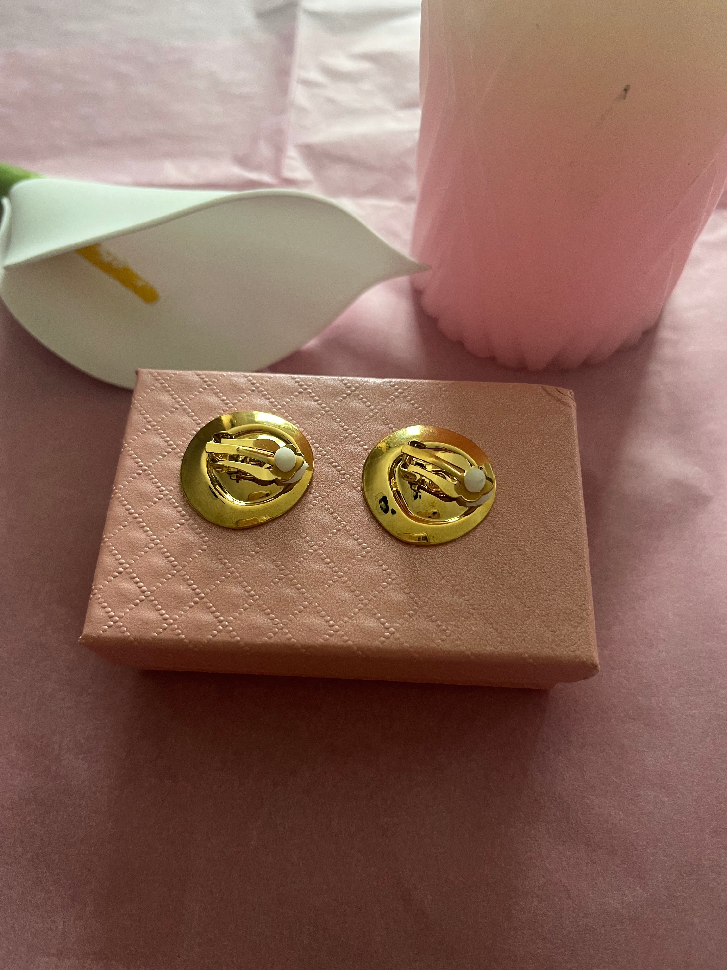 Boucles d'oreilles CLIP rondes dorées